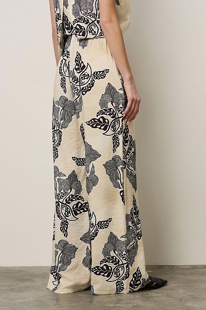 Printed pants