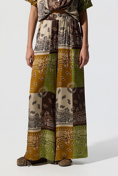 Printed satin pants