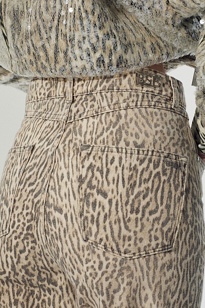 Mandy straight leg animal print jeans