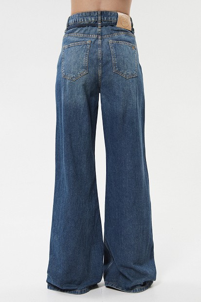Erika wide leg jeans