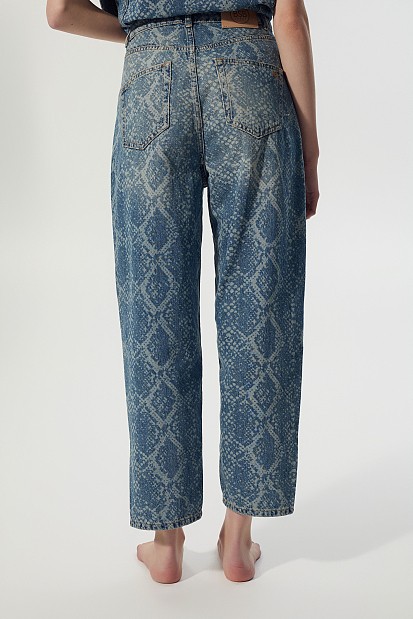 Tania balloon jeans with snake print
