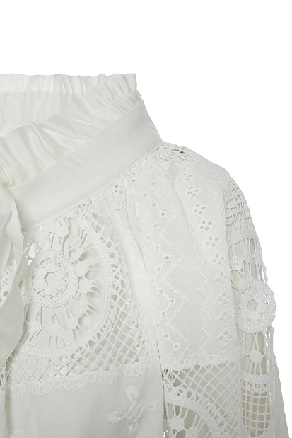 Cutwork jacket with embroidery