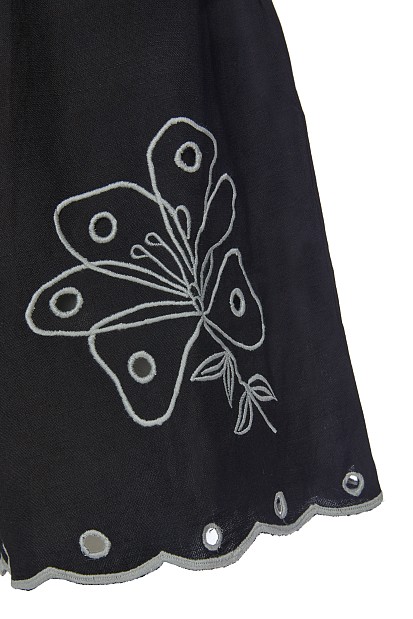 Pantalones cortos con cintura alta y detalles bordados