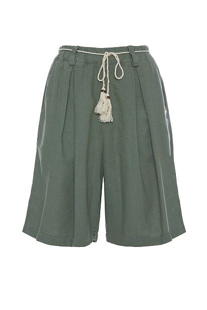 High-waisted linen-look shorts