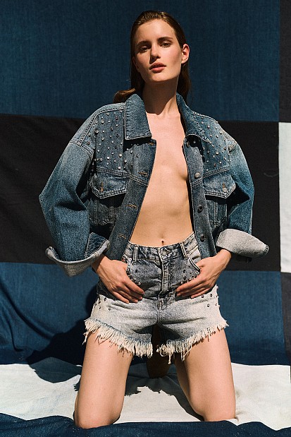 Molly shorts with rhinestones