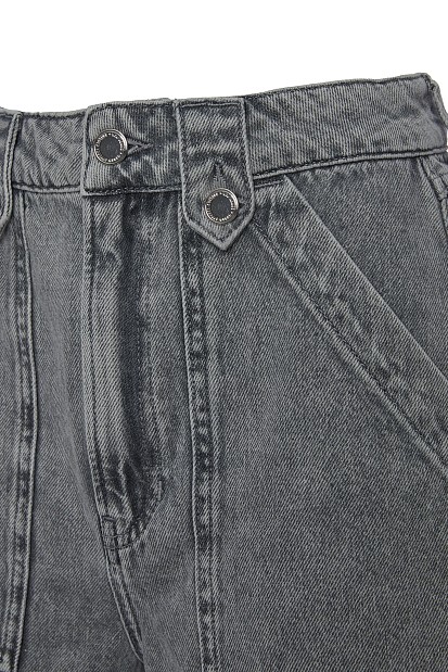Denim σορτς με τσέπες