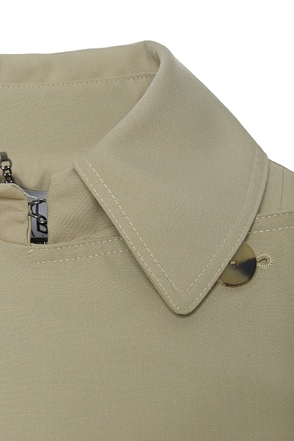 Short trench coat with elastic waistband