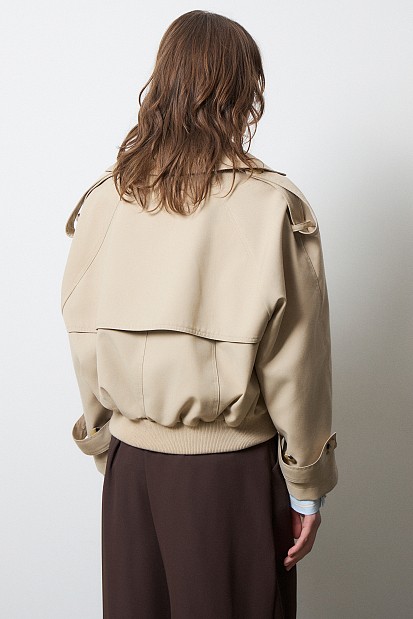 Short trench coat with elastic waistband