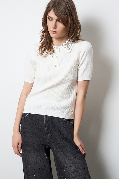 Short sleeves sweater with rhinestones