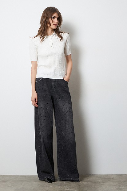 Short sleeves sweater with rhinestones