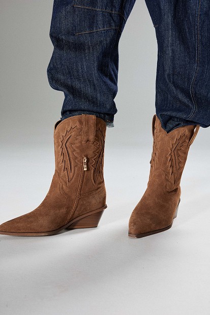 Suede cowboy-style boots