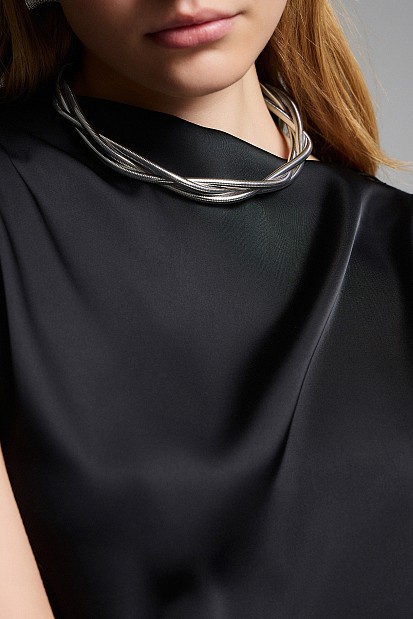 Multi-chain necklace