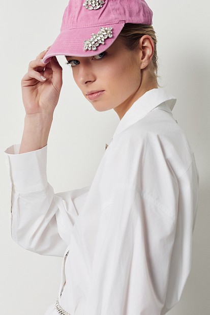 Gorra tipo jockey strass