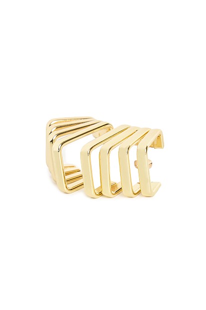 Asymmetric earrings