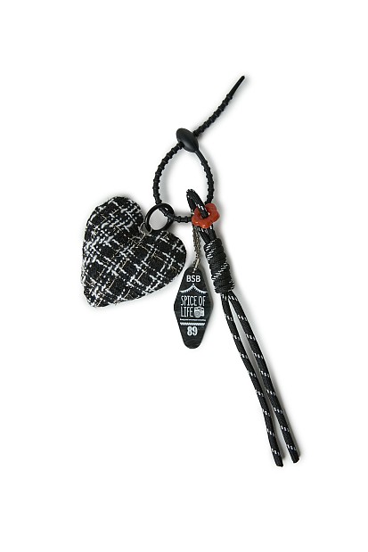 Keychain with tweed heart