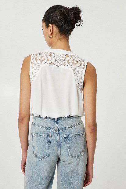 Crochet lace sleeveless blouse