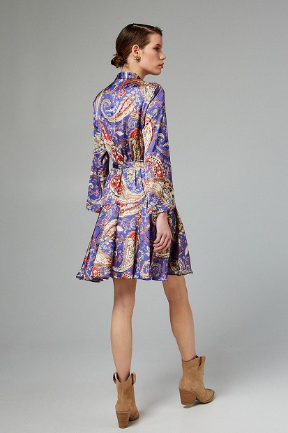 Wrap dress with paisley print
