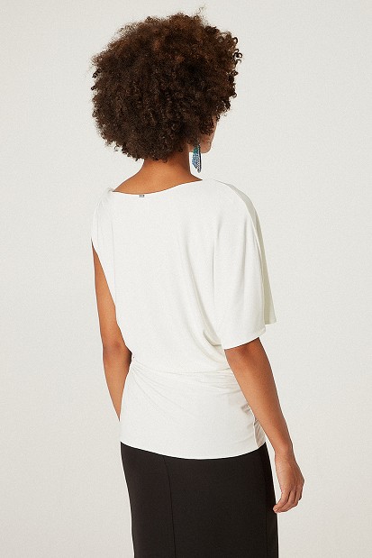 One-shoulder cut out blouse