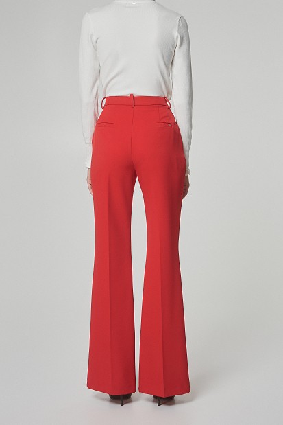 Highwaisted flared trousers