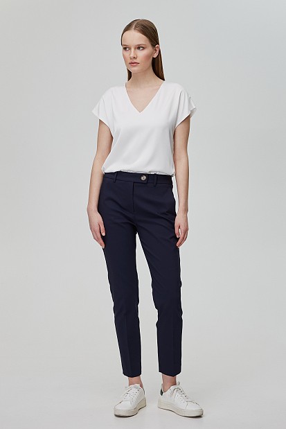 Trousers with 3/4 length