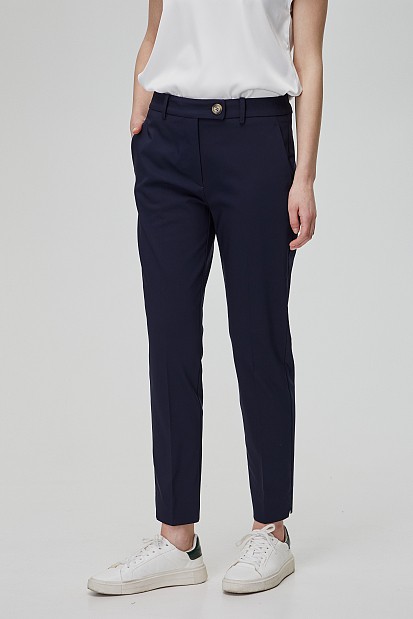 Trousers with 3/4 length