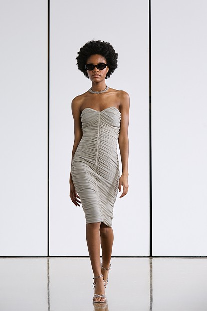 Midi strapless dress with gathered design - Gold Label