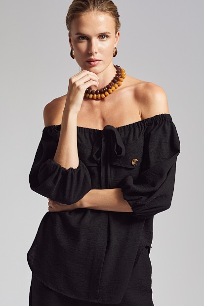 Off-shoulder blouse with decorative pockets