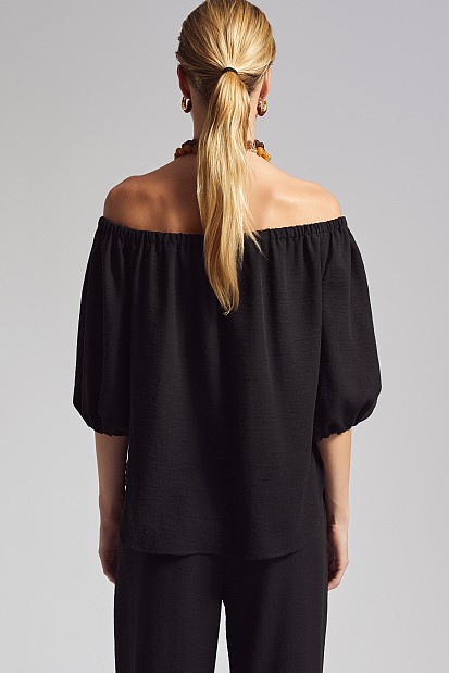 Off-shoulder blouse with decorative pockets