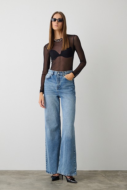 Μαρκυμάνικη μπλούζα με διαφάνεια