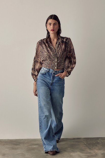Animal print tailored-waist blouse