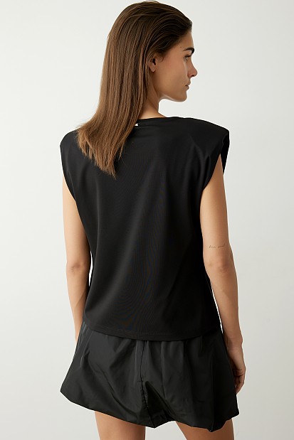 Μπλούζα με βάτες και στρας