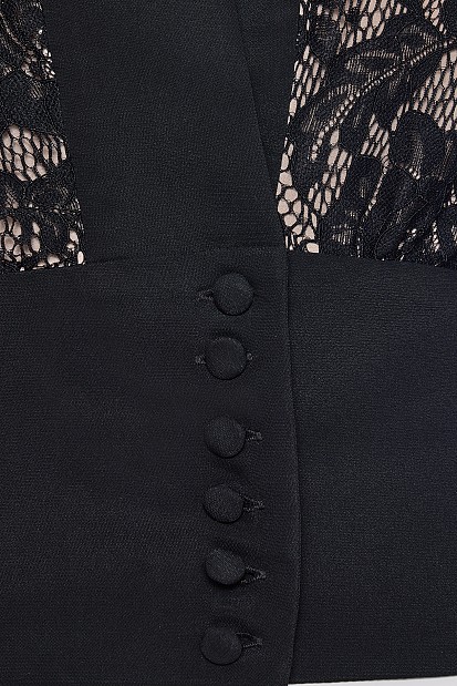 Tailored-waist long sleeves blouse with lace