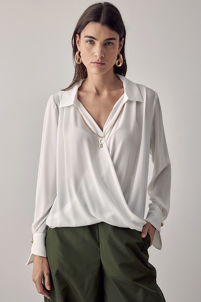 Wrap blouse with chain