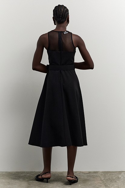 Μίντι αμάνικο φόρεμα με ζώνη