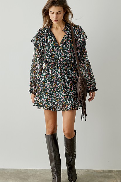 Floral dress with ruffles