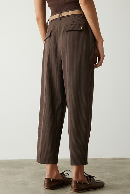 Striped pants with chain