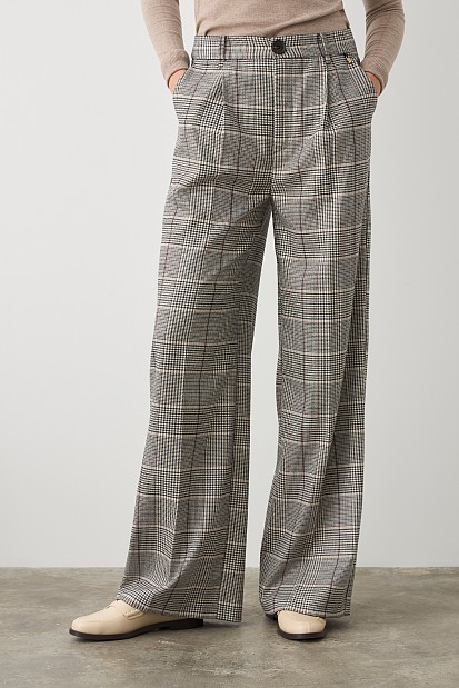 Plaid trouers with pleats