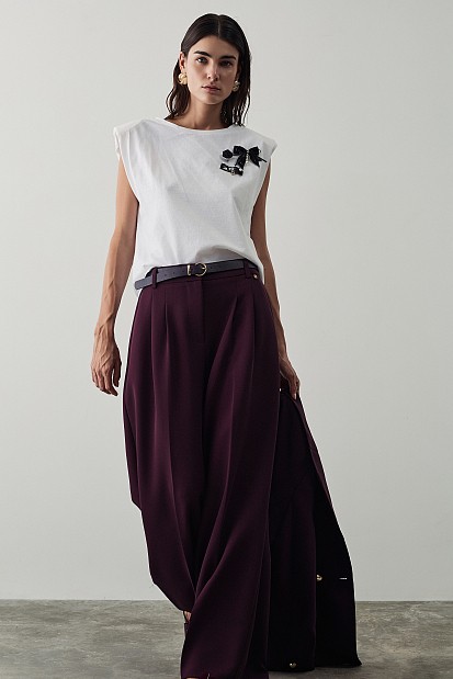 Παντελόνι με πιέτες και λάστιχο