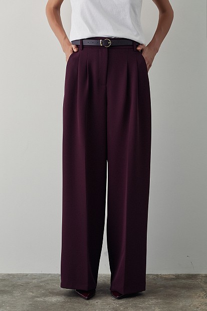 Παντελόνι με πιέτες και λάστιχο