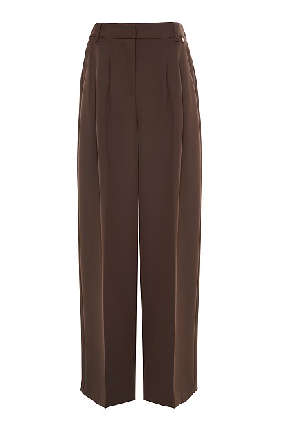 Pants with pleats and elasticated waist