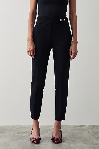 Παντελόνι με ελαστική μέση