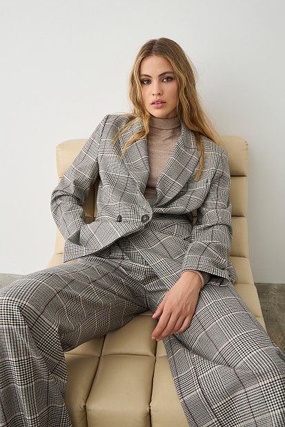 Plaid oversized blazer