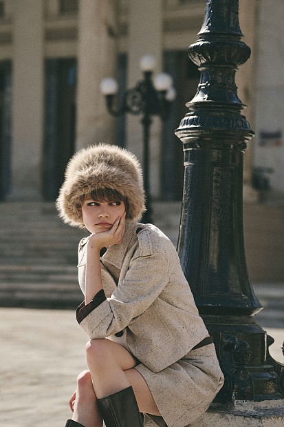 Tweed blazer with rhinestones