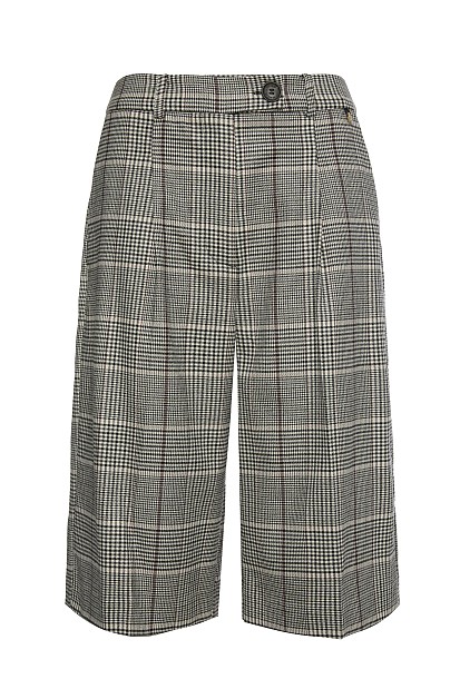 Plaid bermudas with pleats