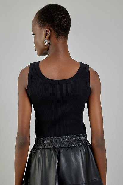 Basic sleeveless rib top with rhinestones
