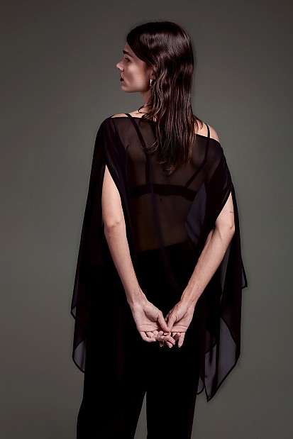 Off-shoulder sheer blouse - Gold label