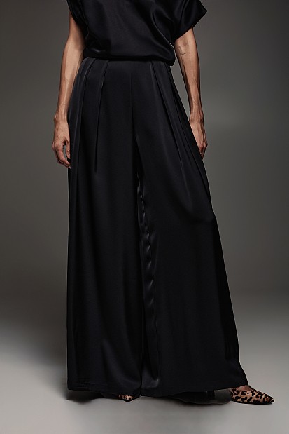 Σατέν παντελόνα με πιέτες - Gold label