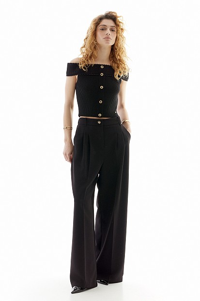 Crepe trousers with pleats