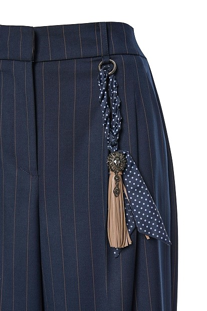 Striped trousers with charm