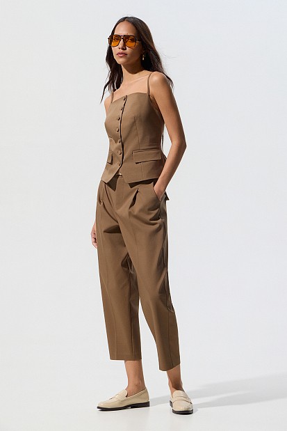 Vest with straps